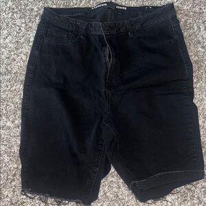 Fashion to Figure Black Jean Shorts Timeless Design